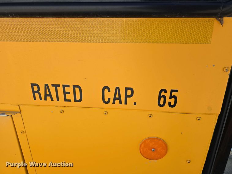 image for item EH8906 2010 Thomas Built  SAF-T-LINER C2 school bus