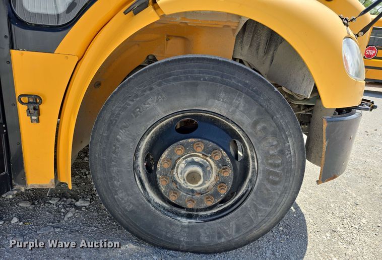 image for item EH8906 2010 Thomas Built  SAF-T-LINER C2 school bus