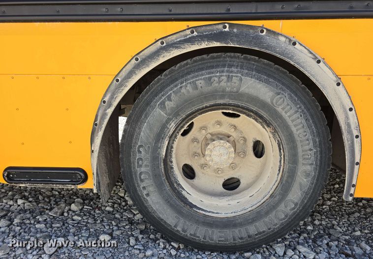 image for item EH8906 2010 Thomas Built  SAF-T-LINER C2 school bus