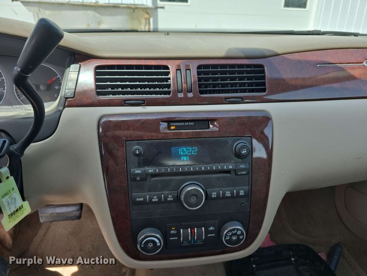 image for item EH8907 2008 Chevrolet Impala LT 