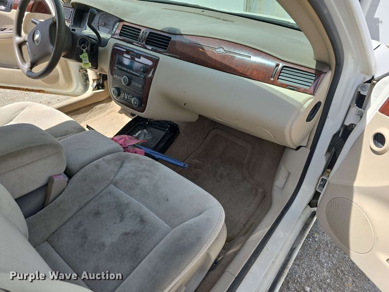 image for item EH8907 2008 Chevrolet Impala LT 