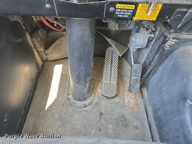 image for item EH8911 2011 Thomas Built  school bus