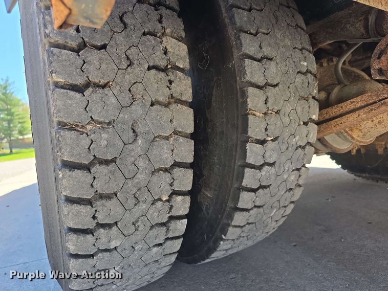 image for item EH8911 2011 Thomas Built  school bus