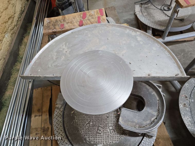 image for item EH8912 (4) Lockerbie K Potter's wheels