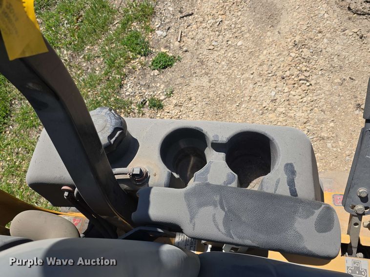 image for item EH8913 2011 Hustler FasTrak Super Duty ZTR lawn mower