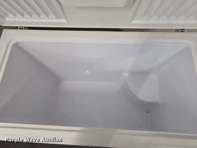 image for item EH8940 (2) freezers