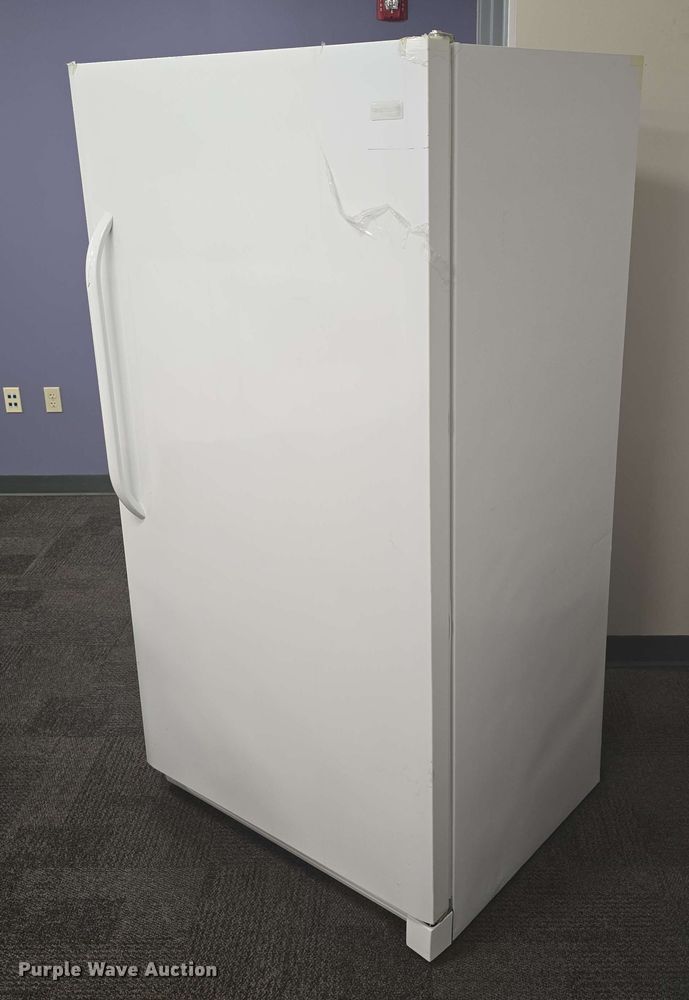 image for item EH8940 (2) freezers