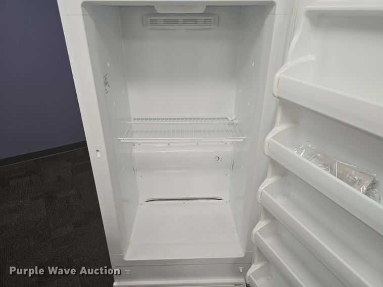 image for item EH8940 (2) freezers