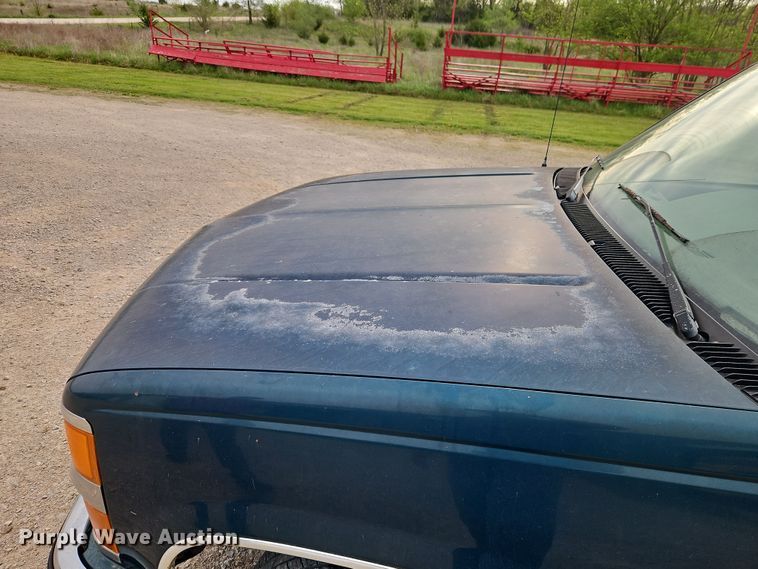 image for item EI8990 1995 Chevrolet C1500 pickup truck