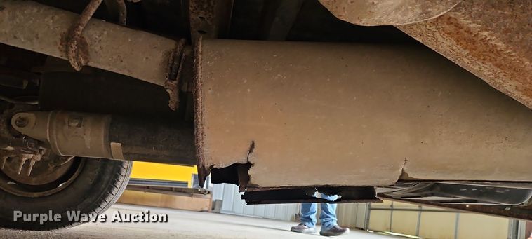 image for item EI8990 1995 Chevrolet C1500 pickup truck