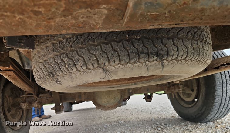 image for item EI8990 1995 Chevrolet C1500 pickup truck