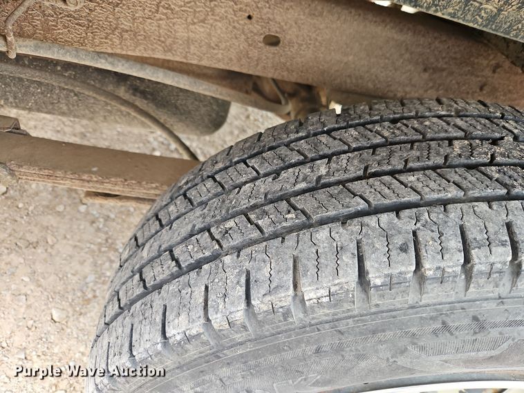 image for item EI8990 1995 Chevrolet C1500 pickup truck