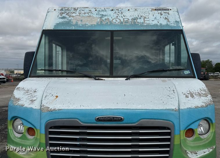 image for item EJ3653 2016 Freightliner MT55 bookmobile truck