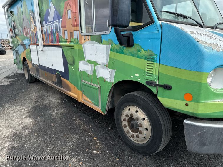 image for item EJ3653 2016 Freightliner MT55 bookmobile truck