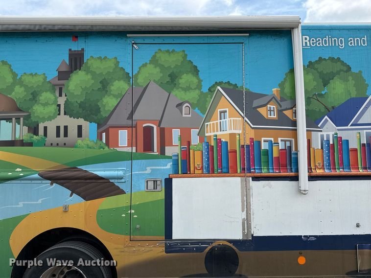 image for item EJ3653 2016 Freightliner MT55 bookmobile truck