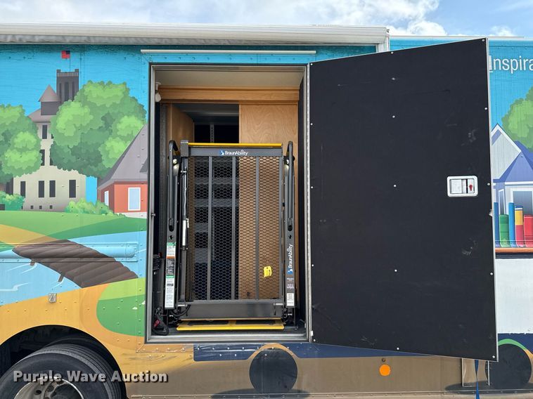 image for item EJ3653 2016 Freightliner MT55 bookmobile truck