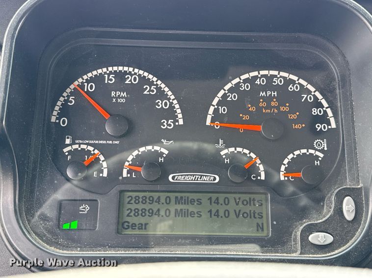 image for item EJ3653 2016 Freightliner MT55 bookmobile truck