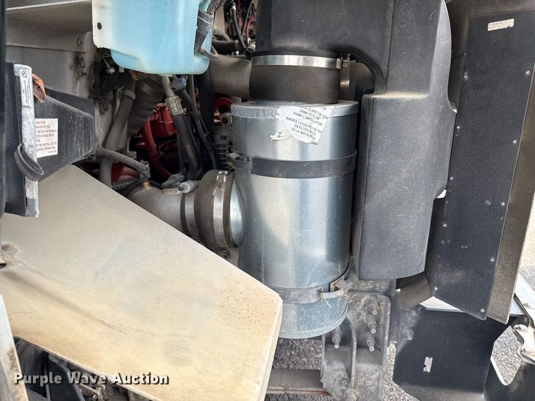 image for item EJ3653 2016 Freightliner MT55 bookmobile truck