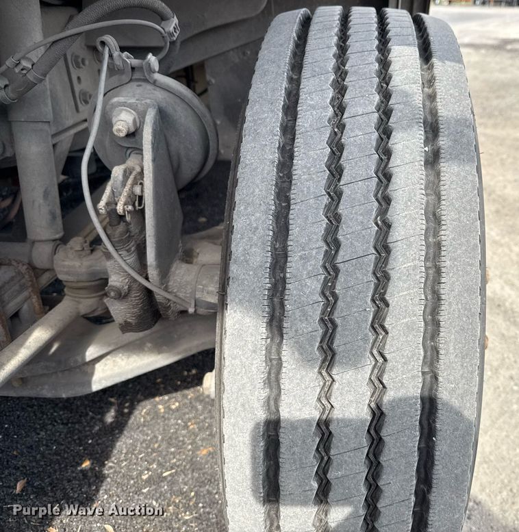 image for item EJ3653 2016 Freightliner MT55 bookmobile truck