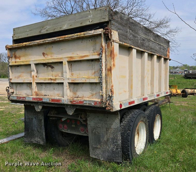 image for item EJ7446 End dump pup trailer
