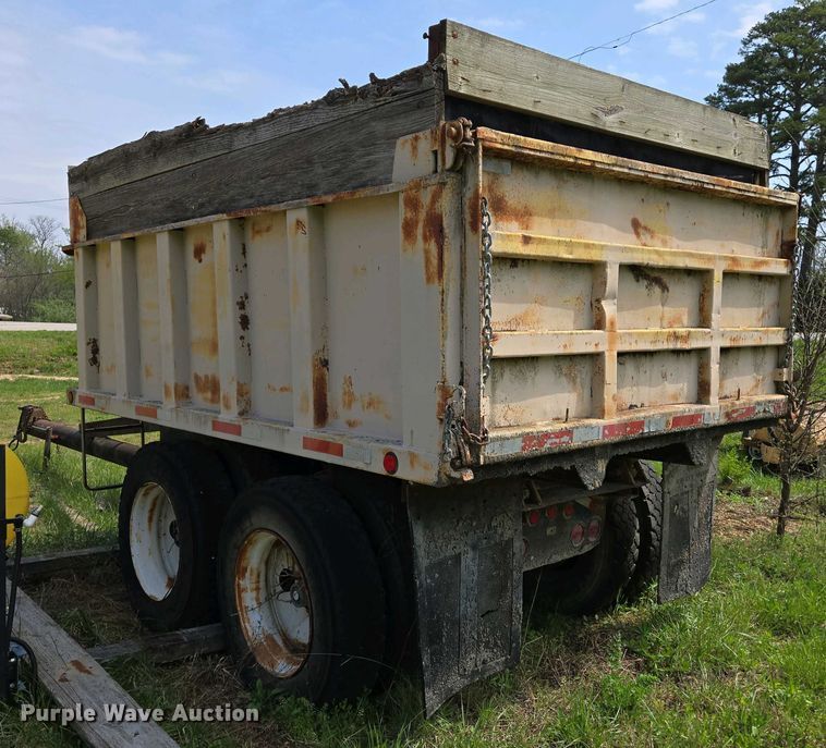 image for item EJ7446 End dump pup trailer