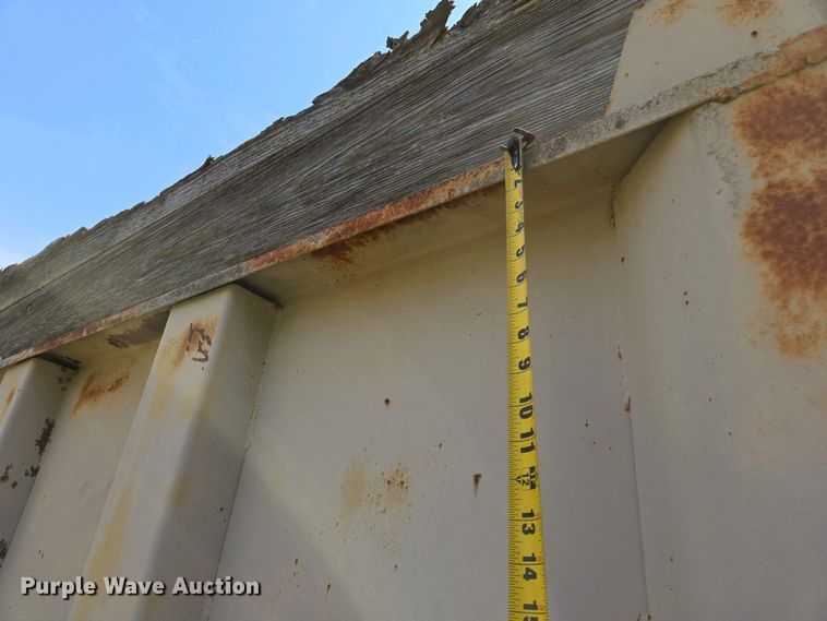 image for item EJ7446 End dump pup trailer