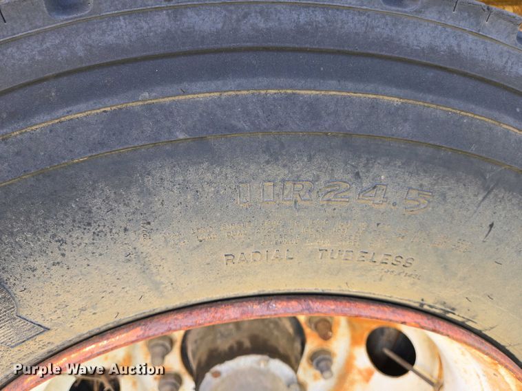 image for item EJ7446 End dump pup trailer