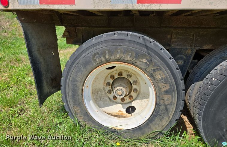 image for item EJ7446 End dump pup trailer