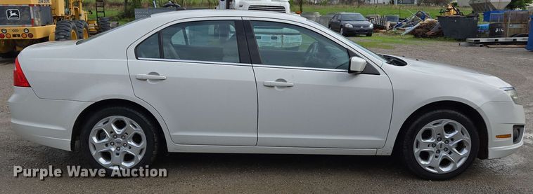 image for item EJ7521 2010 Ford Fusion 