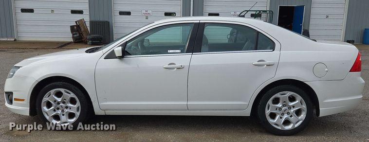 image for item EJ7521 2010 Ford Fusion 