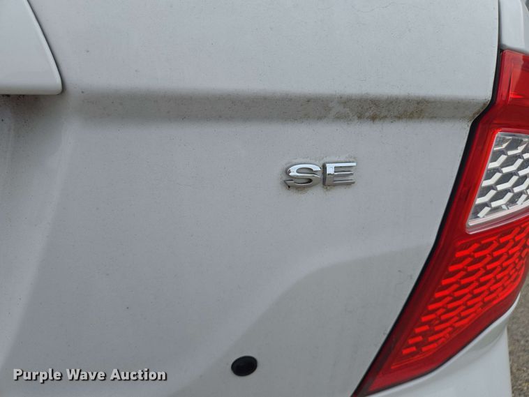 image for item EJ7521 2010 Ford Fusion 