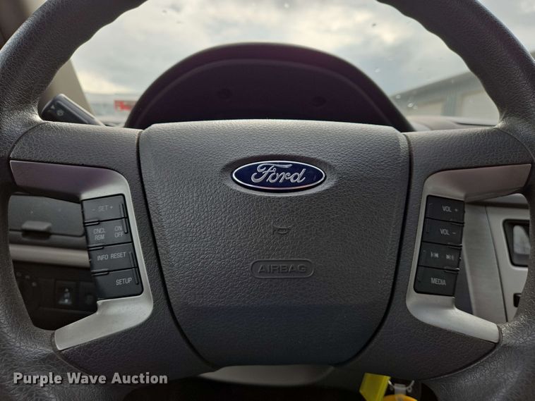 image for item EJ7521 2010 Ford Fusion 