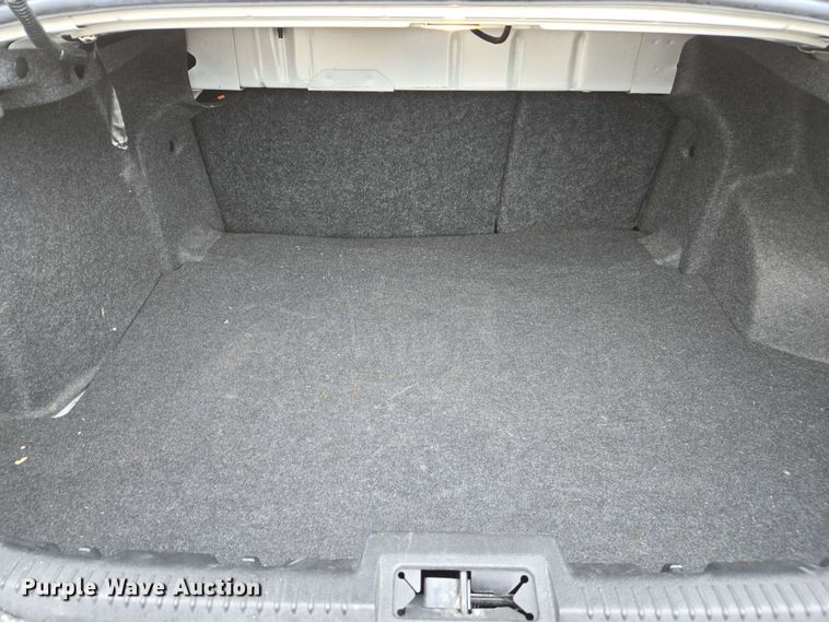 image for item EJ7521 2010 Ford Fusion 