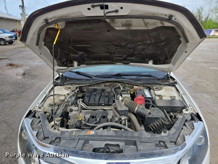 image for item EJ7521 2010 Ford Fusion 