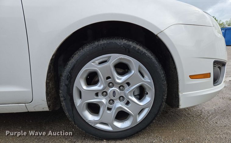 image for item EJ7521 2010 Ford Fusion 