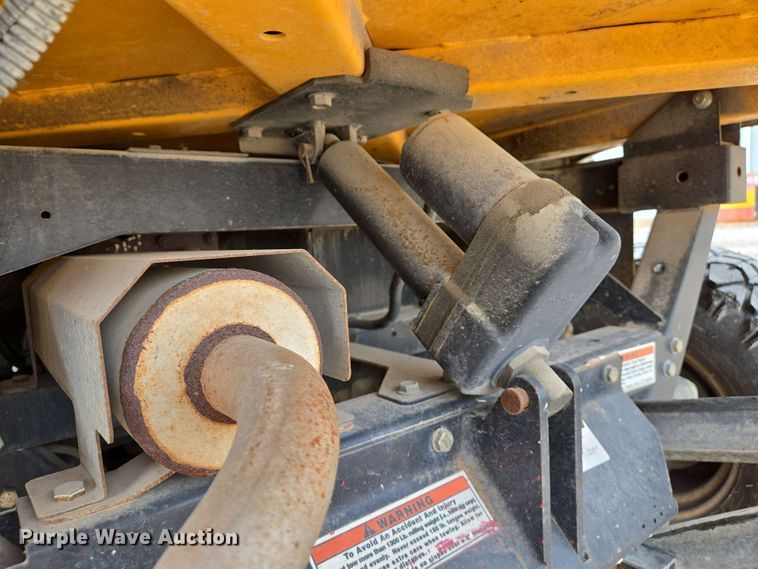 image for item EJ7523 Cub Cadet 39A-212-100 utility vehicle