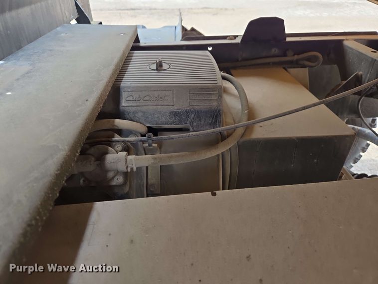 image for item EJ7523 Cub Cadet 39A-212-100 utility vehicle