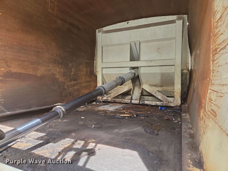 image for item EJ7525 2010 International 7400 WorkStar refuse truck