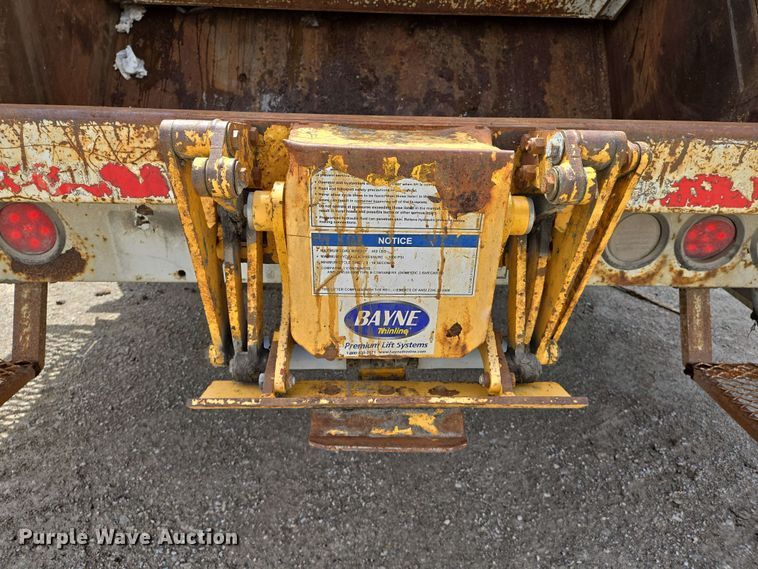 image for item EJ7525 2010 International 7400 WorkStar refuse truck