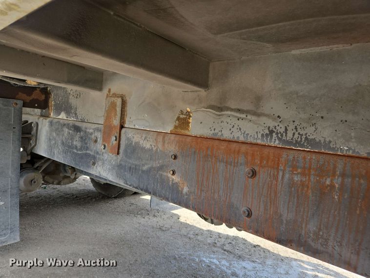 image for item EJ7525 2010 International 7400 WorkStar refuse truck