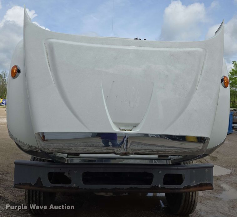 image for item EJ7525 2010 International 7400 WorkStar refuse truck