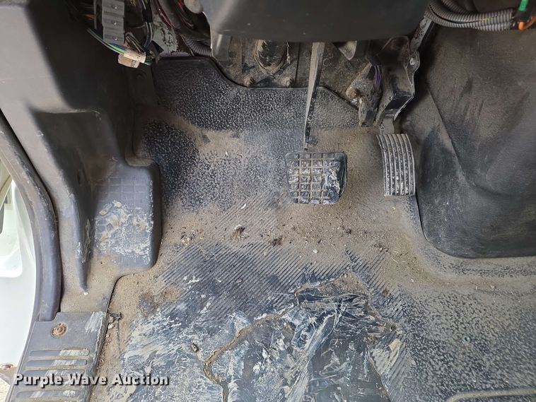 image for item EJ7525 2010 International 7400 WorkStar refuse truck