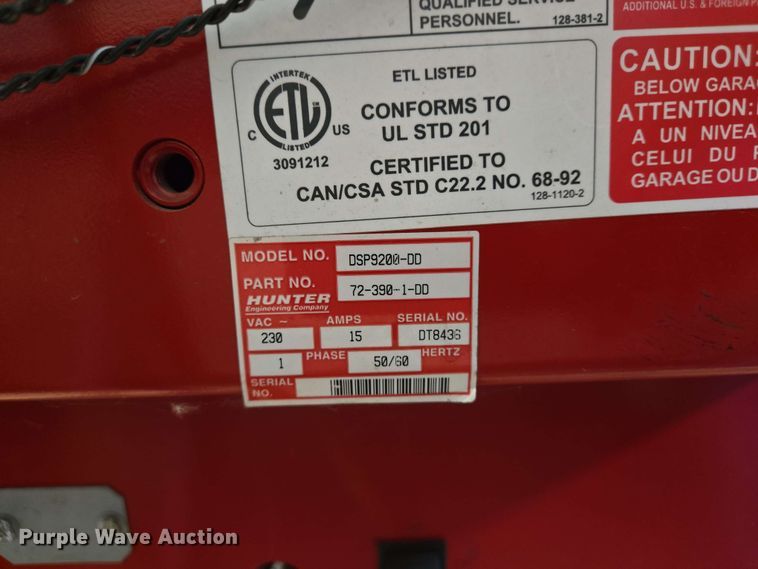 image for item EJ7527 Hunter DSP9200 tire balancer