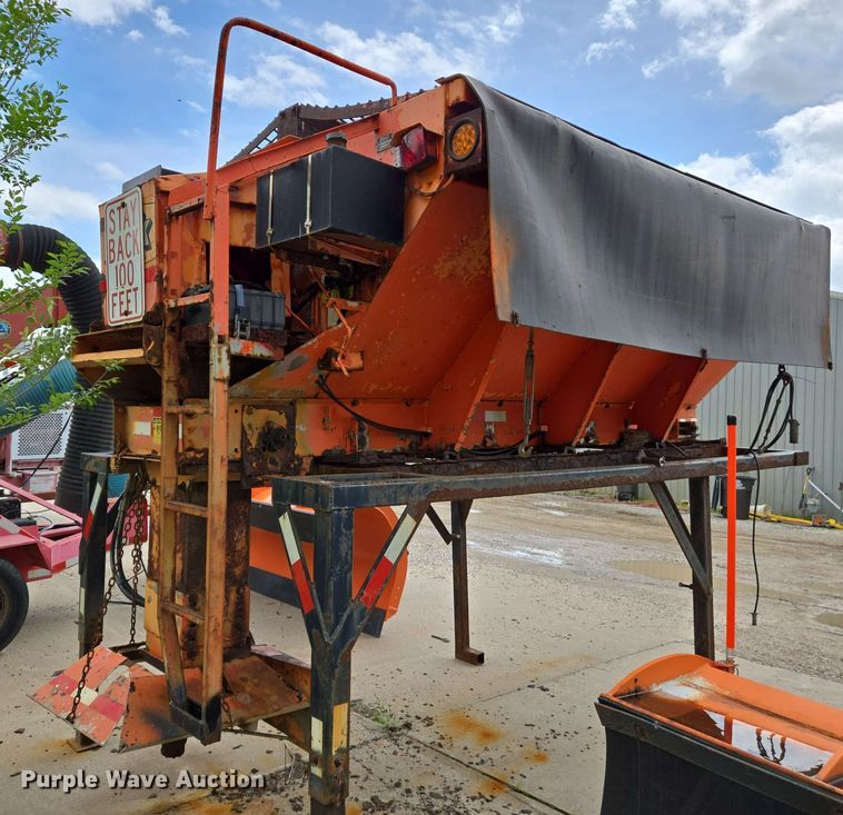 image for item EJ7529 Flink spreader