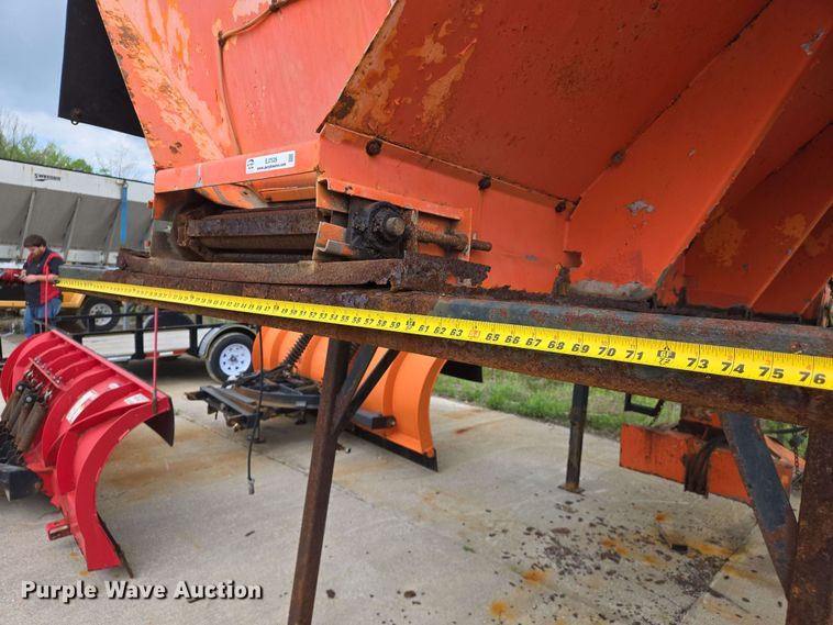 image for item EJ7529 Flink spreader