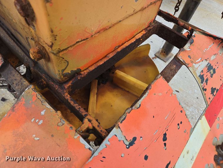 image for item EJ7529 Flink spreader