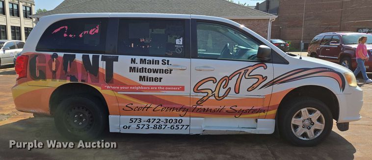 image for item EJ7531 2012 Dodge Grand Caravan handicap accessible van