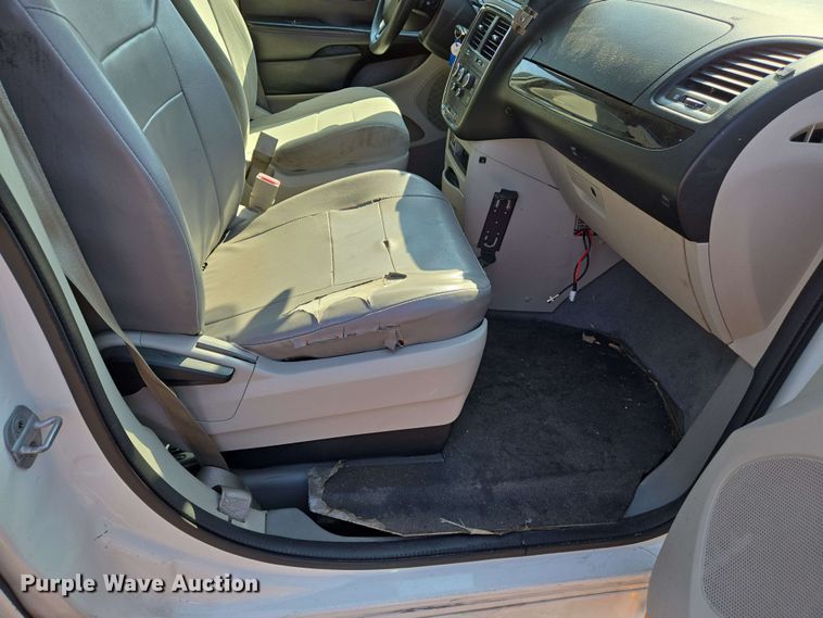 image for item EJ7531 2012 Dodge Grand Caravan handicap accessible van