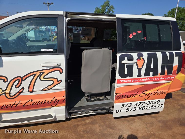 image for item EJ7531 2012 Dodge Grand Caravan handicap accessible van