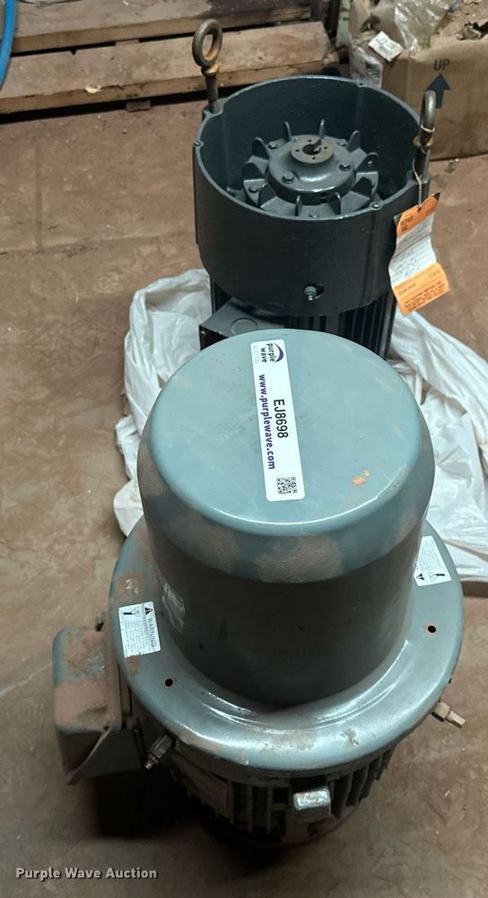 image for item EJ8698 (3) electric motors